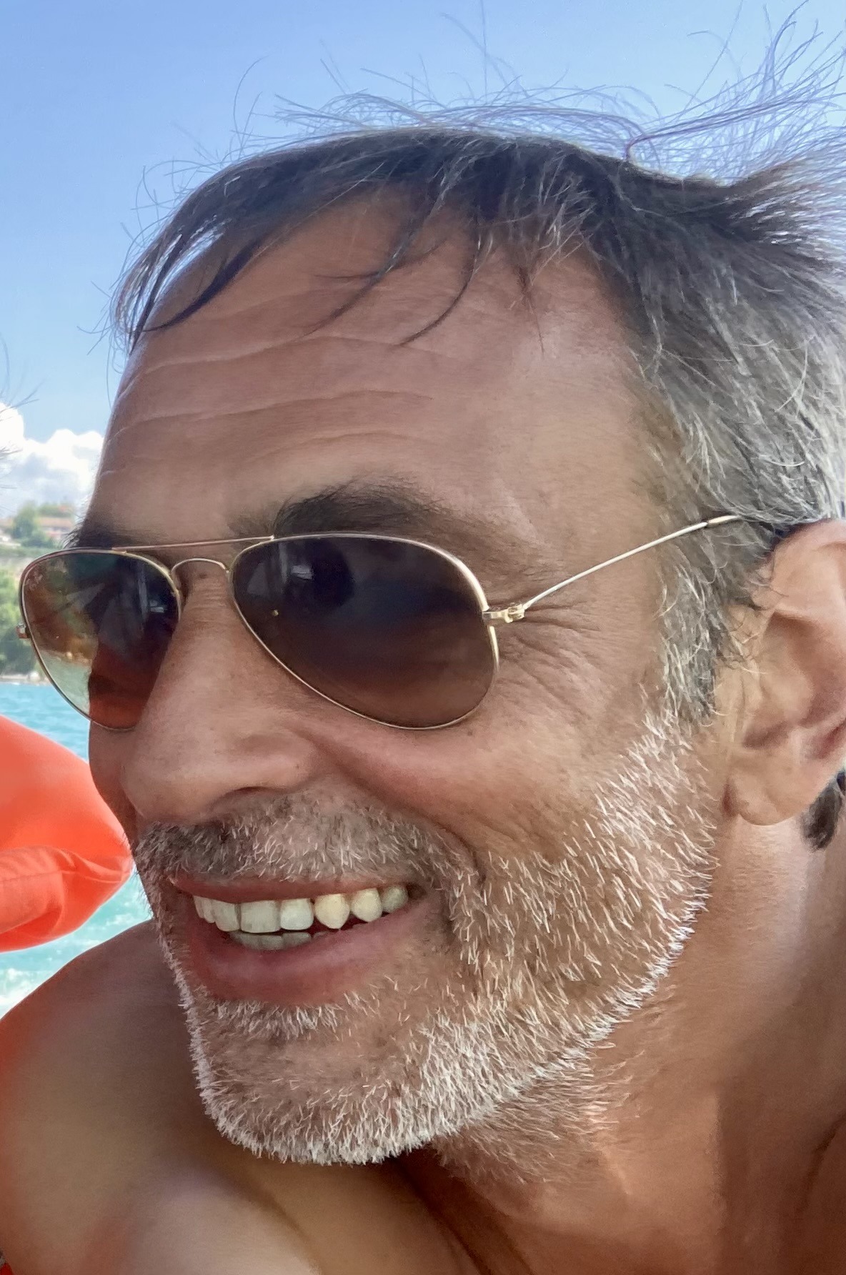 Profil de Eliaz