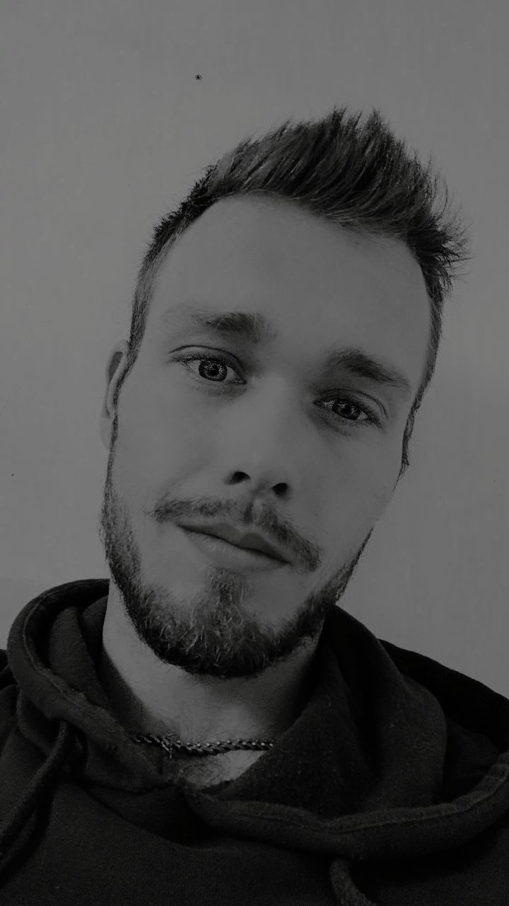 Profil de Claudien